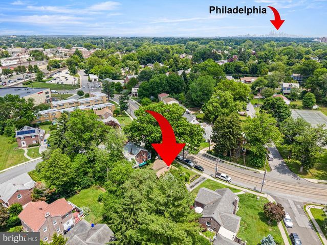 204 N WOODLAWN AVE, Aldan, PA 19018