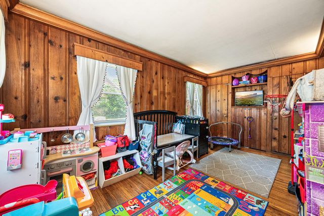 204 N WOODLAWN AVE, Aldan, PA 19018