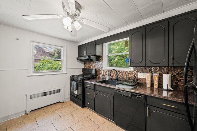 204 N WOODLAWN AVE, Aldan, PA 19018