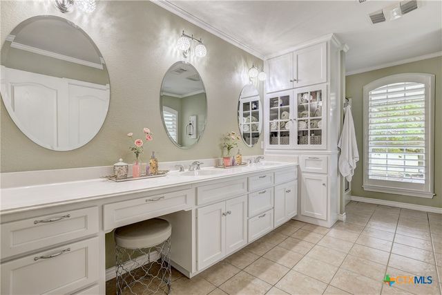 1505 County Road 315, Jarrell, TX 76537