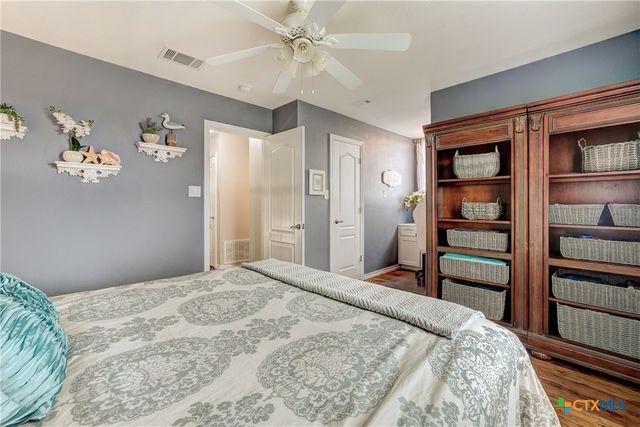 1505 County Road 315, Jarrell, TX 76537