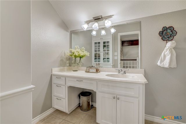 1505 County Road 315, Jarrell, TX 76537