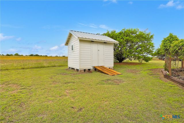 1505 County Road 315, Jarrell, TX 76537