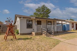 1304 Lynn Ave, Midland, TX 79705