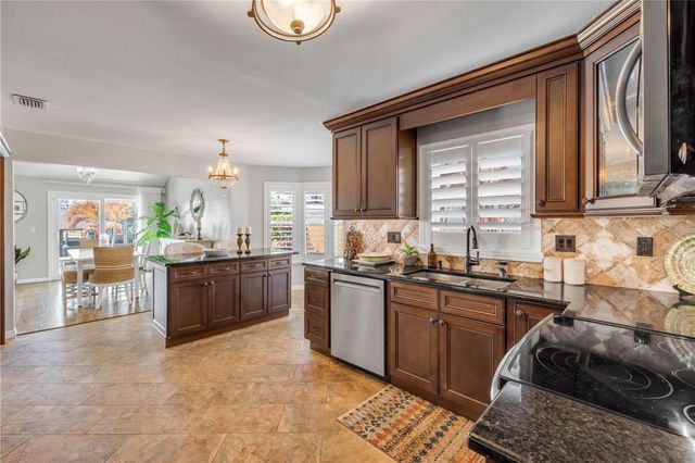 102 VIA DUOMO, New Smyrna Beach, FL 32169