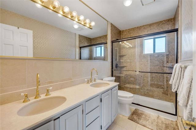 102 VIA DUOMO, New Smyrna Beach, FL 32169