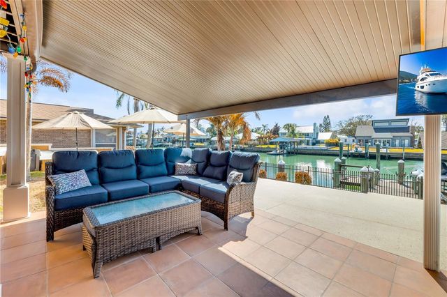 102 VIA DUOMO, New Smyrna Beach, FL 32169