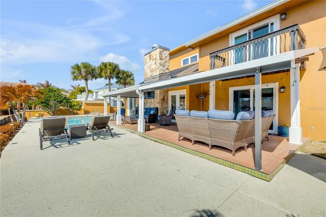 102 VIA DUOMO, New Smyrna Beach, FL 32169