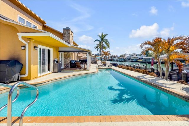 102 VIA DUOMO, New Smyrna Beach, FL 32169