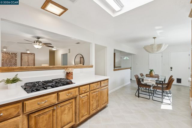 4319 Pembroke Dr, Concord, CA 94521