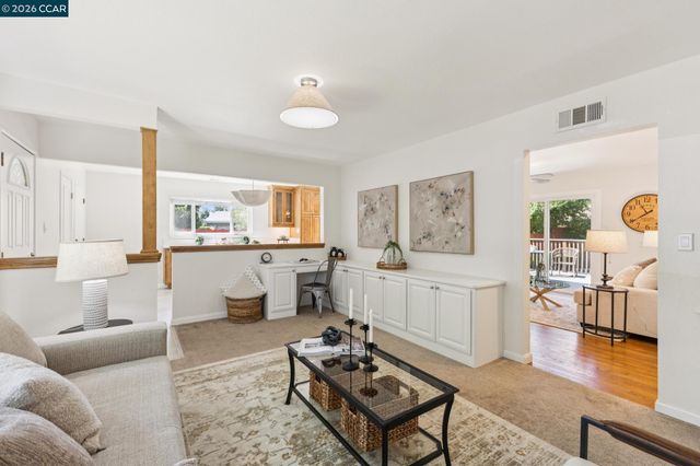 4319 Pembroke Dr, Concord, CA 94521