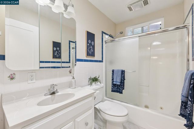 4319 Pembroke Dr, Concord, CA 94521