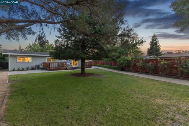 4319 Pembroke Dr, Concord, CA 94521