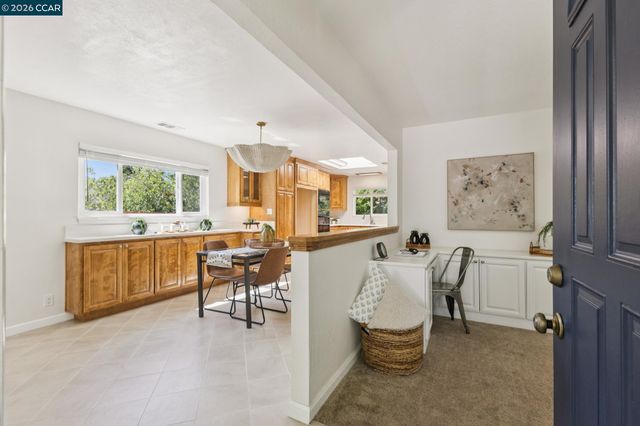 4319 Pembroke Dr, Concord, CA 94521