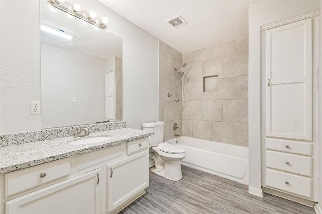 617 Avenue I, Conroe, TX 77301