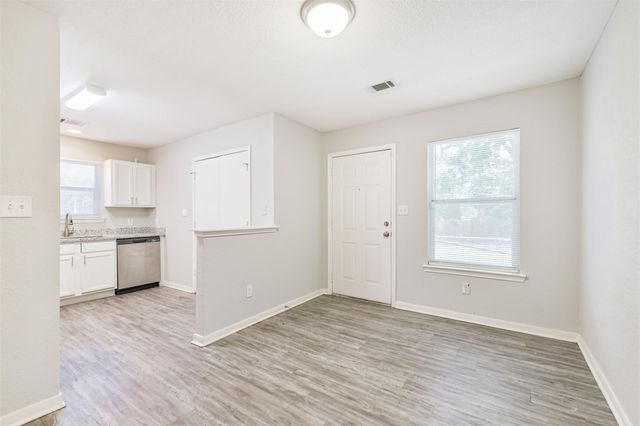617 Avenue I, Conroe, TX 77301