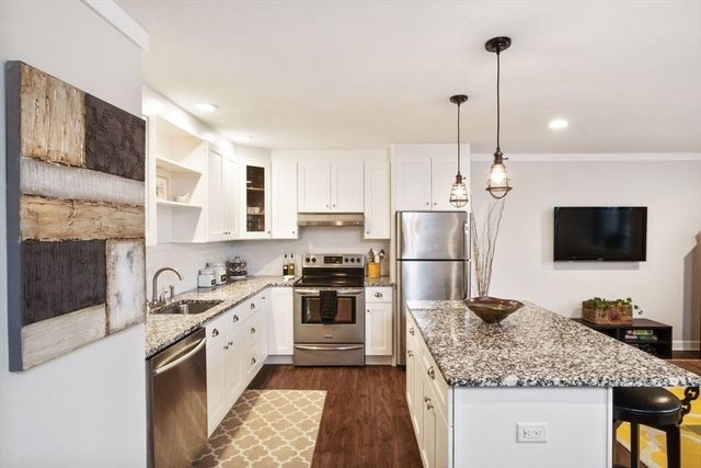 1 Prescott 105, Boston, MA 02128