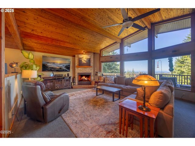 7667 Ne PARK Ln, Otis, OR 97368