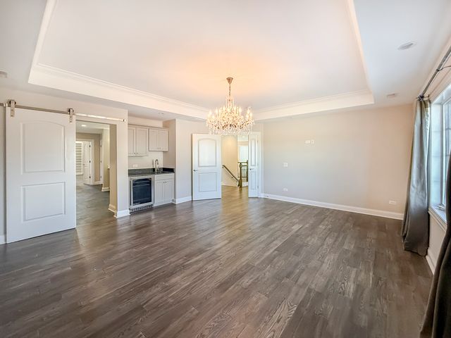 8884 Port Washington Drive, Frankfort, IL 60423