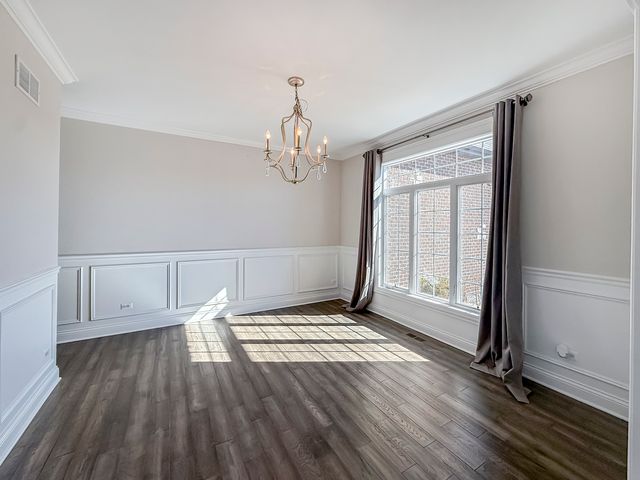 8884 Port Washington Drive, Frankfort, IL 60423