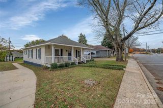 399 Woodlawn Street, Belmont, NC 28012