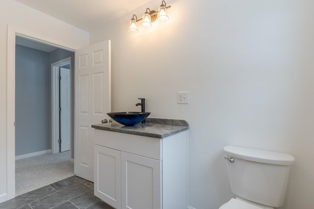 33 Linden Street, Rochester, NH 03867