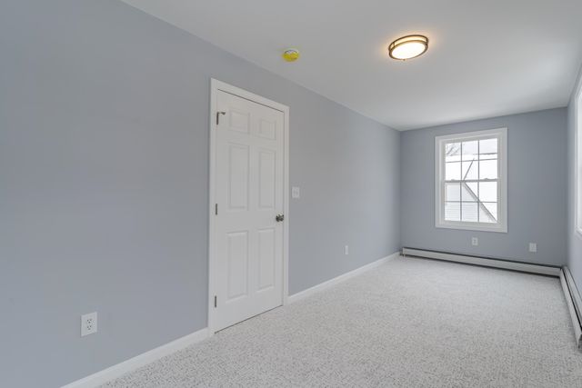 33 Linden Street, Rochester, NH 03867