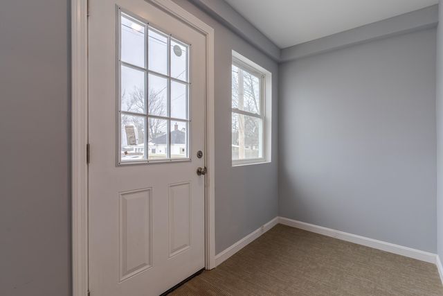 33 Linden Street, Rochester, NH 03867