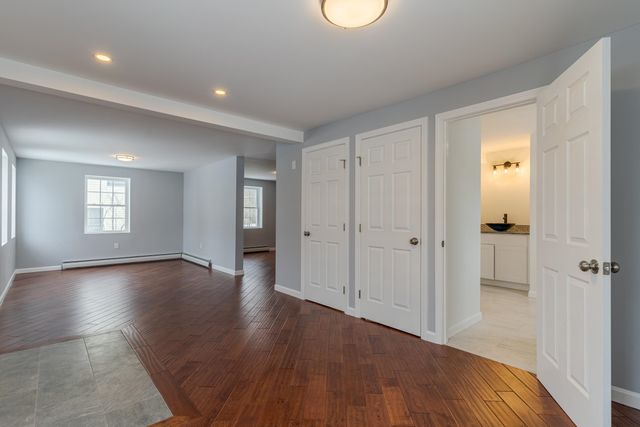 33 Linden Street, Rochester, NH 03867