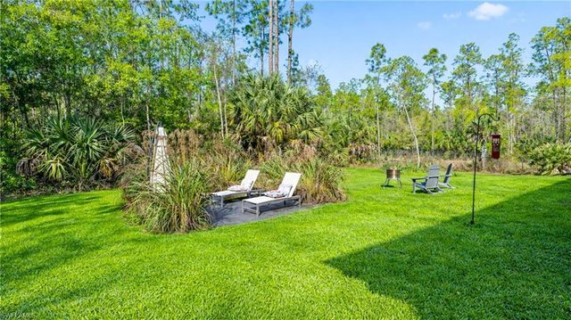 569 Desoto BLVD S, Naples, FL 34117