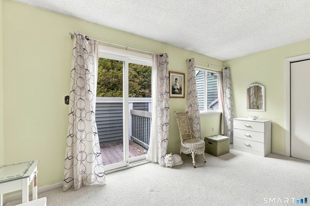 126 Hopmeadow Street 8E, Simsbury, CT 06089