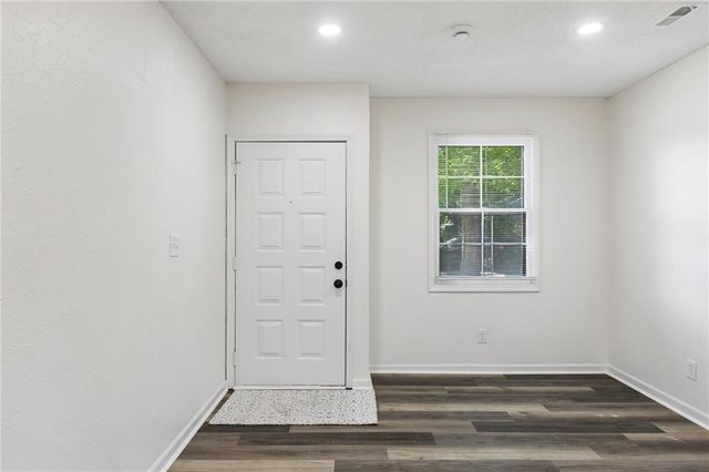 303 Northwood Lane, Lawrence, KS 66044
