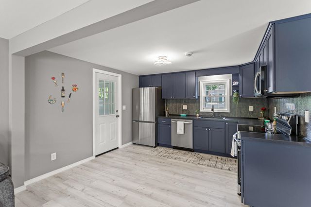 109 Purchase Street, Manchester, NH 03103
