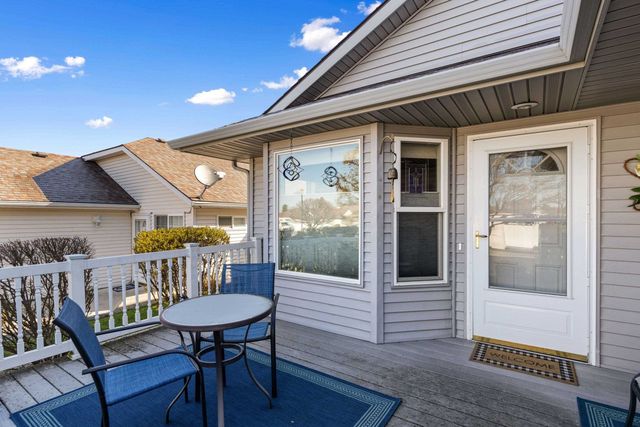 1413 S Davis Ln, Spokane Valley, WA 99216