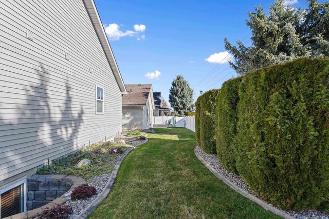1413 S Davis Ln, Spokane Valley, WA 99216