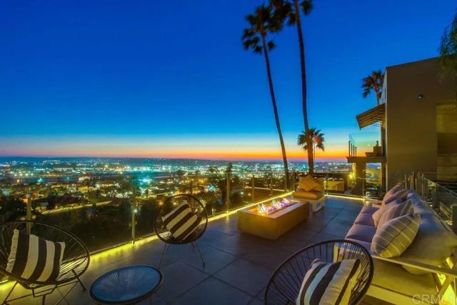 2477 PRESIDIO DR, San Diego, CA 92103