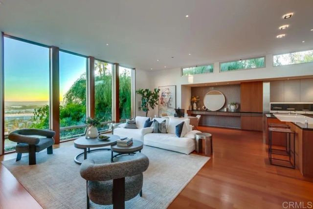 2477 PRESIDIO DR, San Diego, CA 92103