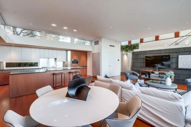 2477 PRESIDIO DR, San Diego, CA 92103