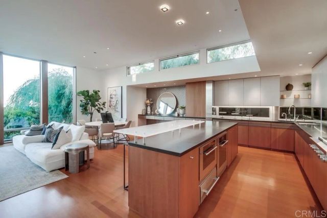 2477 PRESIDIO DR, San Diego, CA 92103