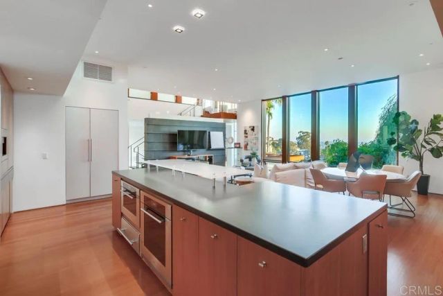 2477 PRESIDIO DR, San Diego, CA 92103