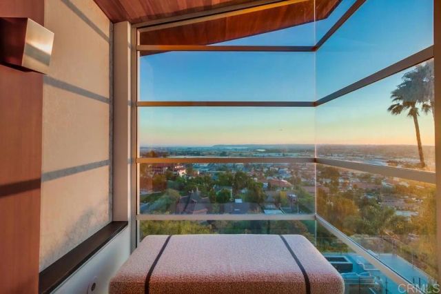 2477 PRESIDIO DR, San Diego, CA 92103