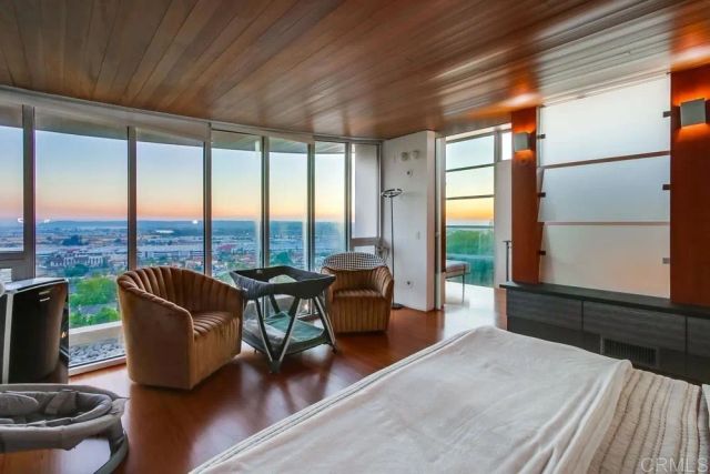 2477 PRESIDIO DR, San Diego, CA 92103