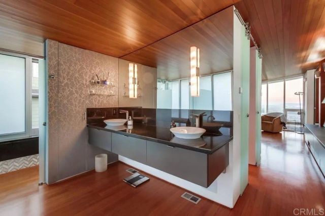 2477 PRESIDIO DR, San Diego, CA 92103