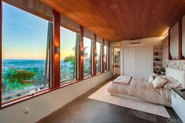 2477 PRESIDIO DR, San Diego, CA 92103