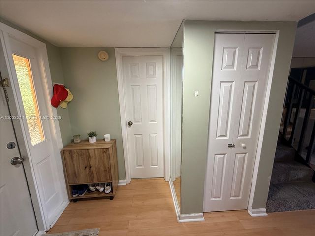 450 Commodore Dr 306, Plantation, FL 33325