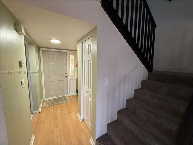 450 Commodore Dr 306, Plantation, FL 33325