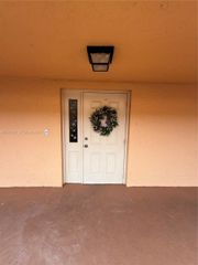450 Commodore Dr 306, Plantation, FL 33325
