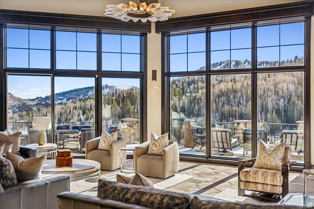 73 WHITE PINE RD, Park City, UT 84060