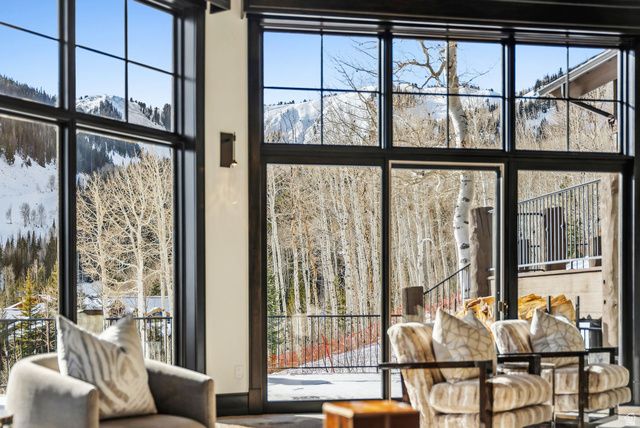 73 WHITE PINE RD, Park City, UT 84060