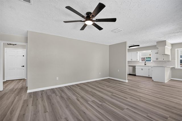 1647 Seagate Lane, Houston, TX 77062